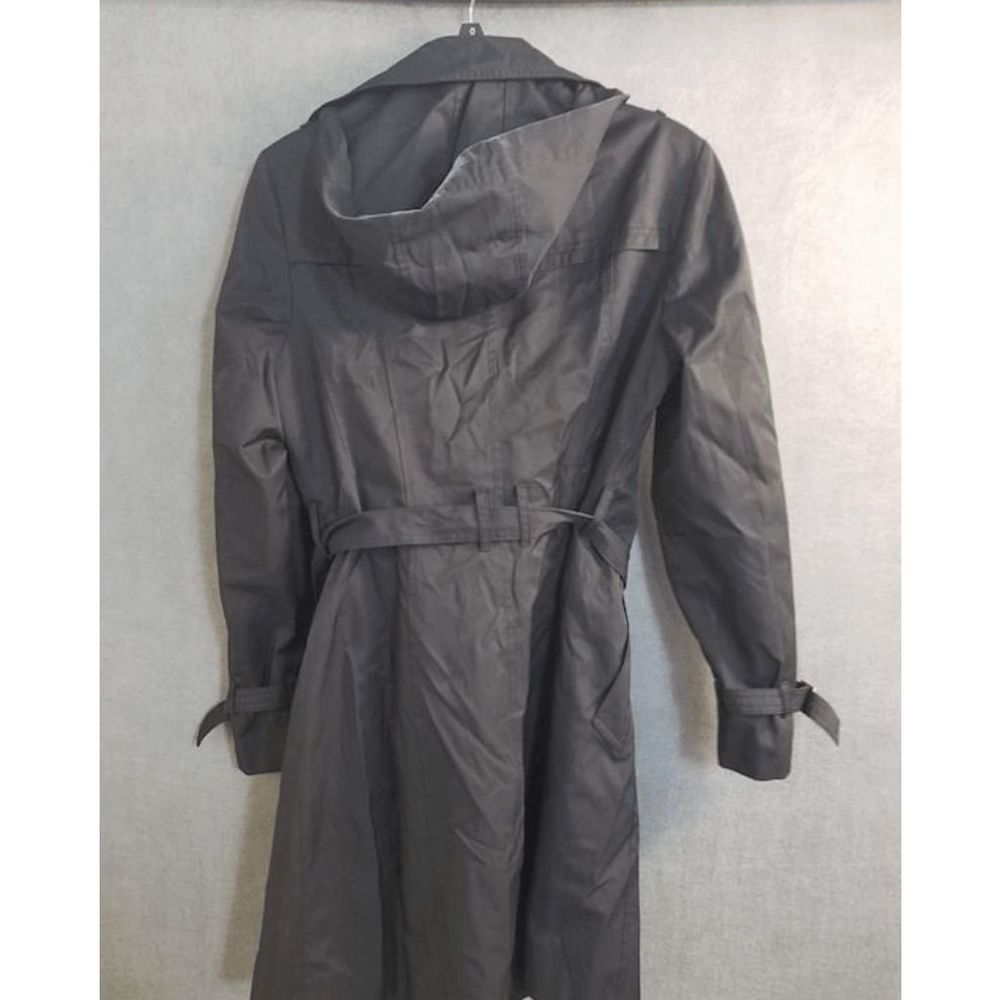 Cole Haan Women's Classic Belted Trench Black/ Gray Coat Size Medium, MSRP $225 - Picture 3 of 6